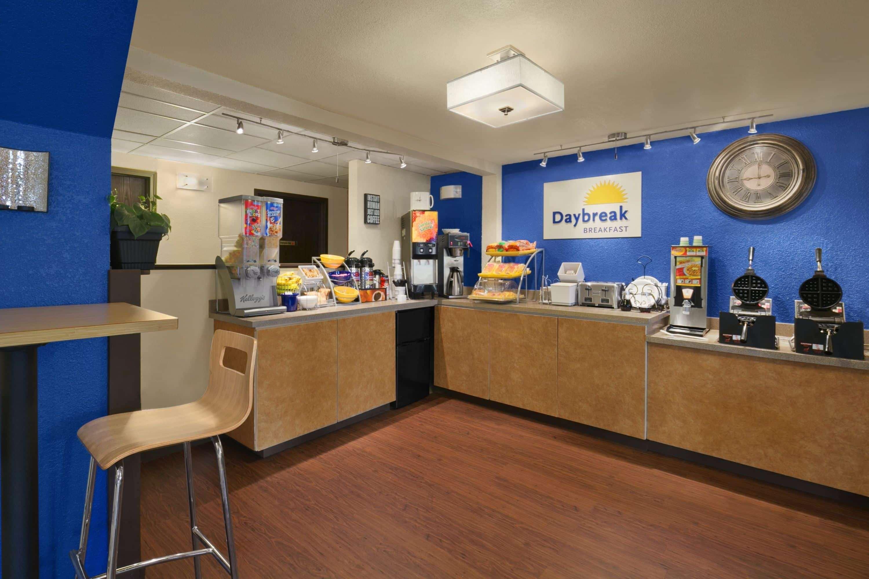 Days Inn & Suites By Wyndham Stevens Point Exteriér fotografie