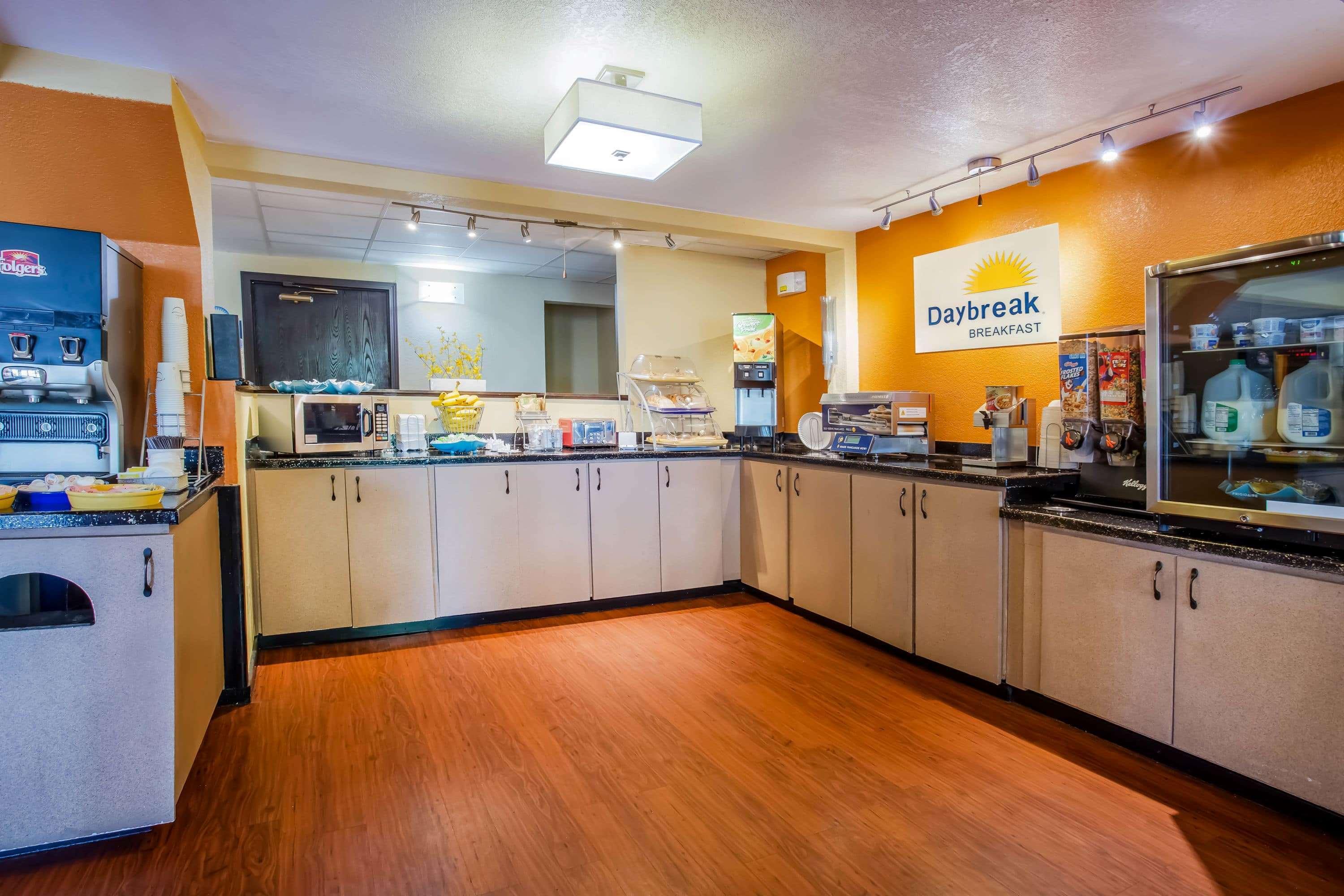 Days Inn & Suites By Wyndham Stevens Point Exteriér fotografie