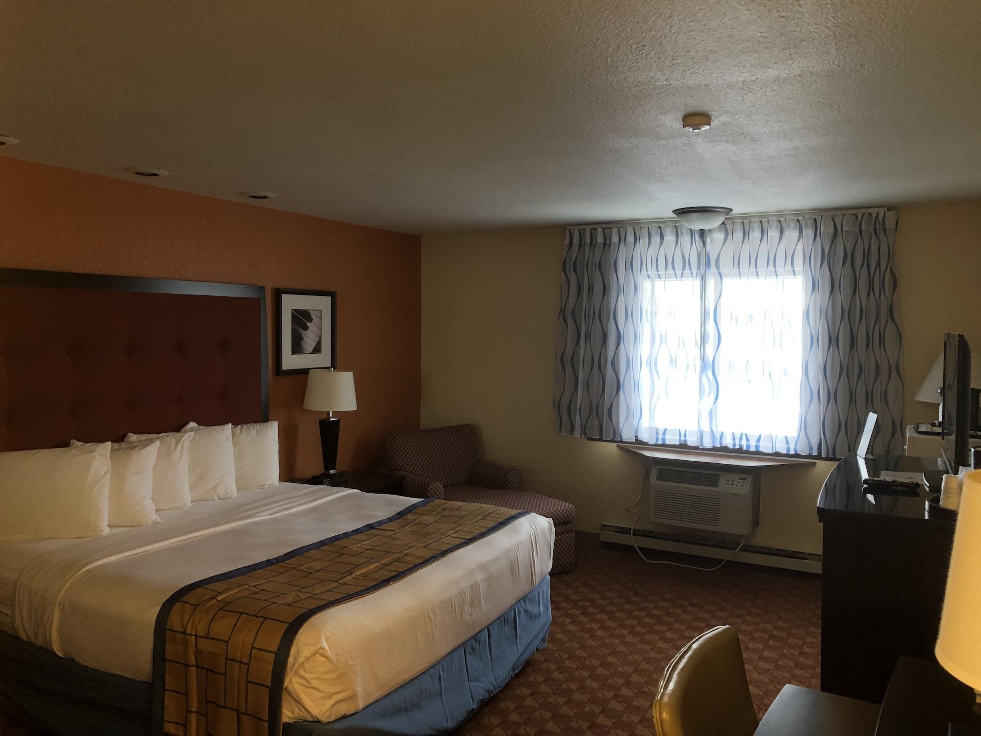 Days Inn & Suites By Wyndham Stevens Point Exteriér fotografie