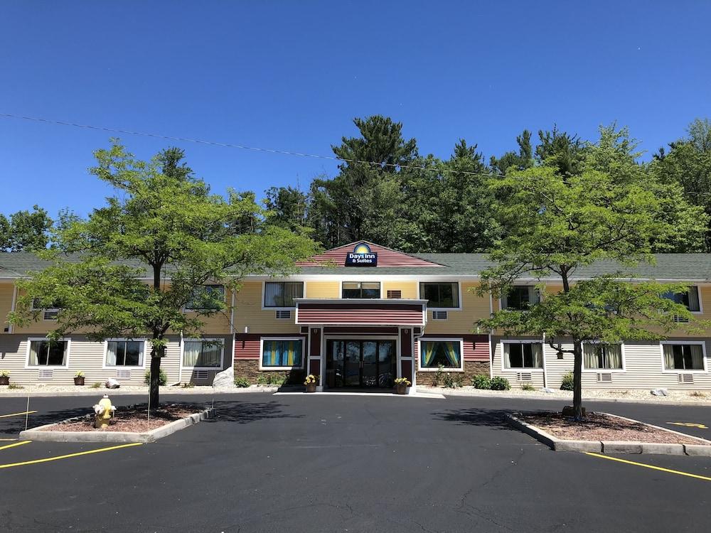 Days Inn & Suites By Wyndham Stevens Point Exteriér fotografie
