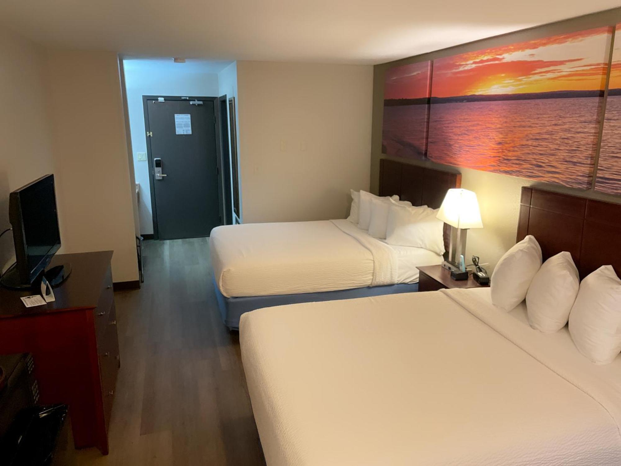 Days Inn & Suites By Wyndham Stevens Point Exteriér fotografie
